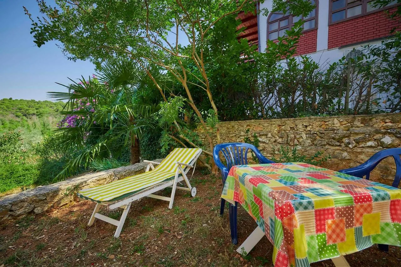 Apartments Davorka Banjole Croatia
