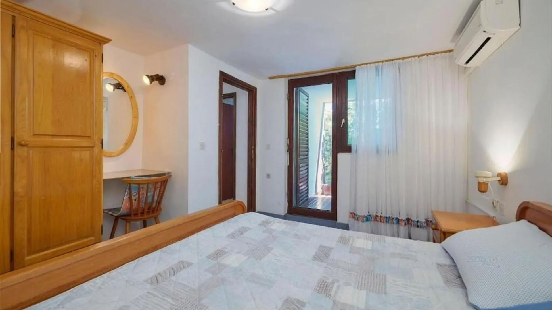 Apartments Davorka Banjole 0*,  Croatia